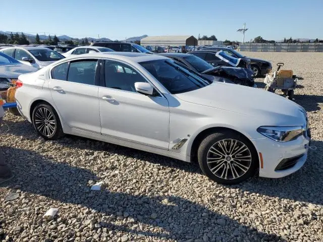 2019 BMW 530E