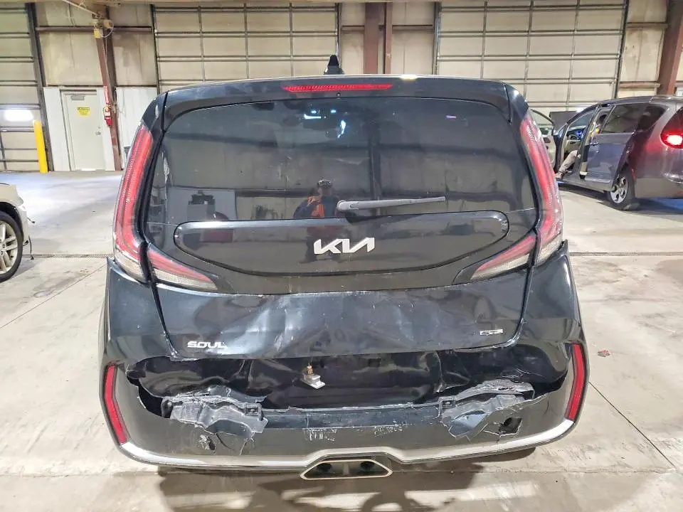 2023 KIA SOUL GT-LINE  