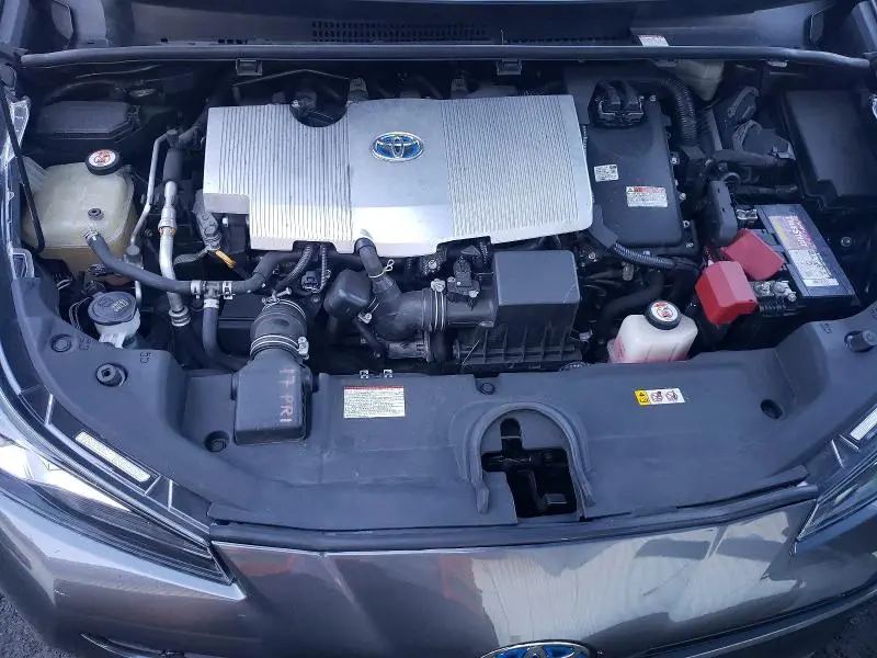 2020 TOYOTA PRIUS LE  