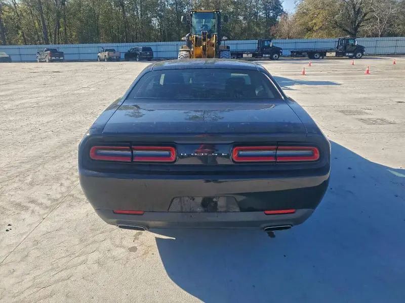 2016 DODGE CHALLENGER SXT  