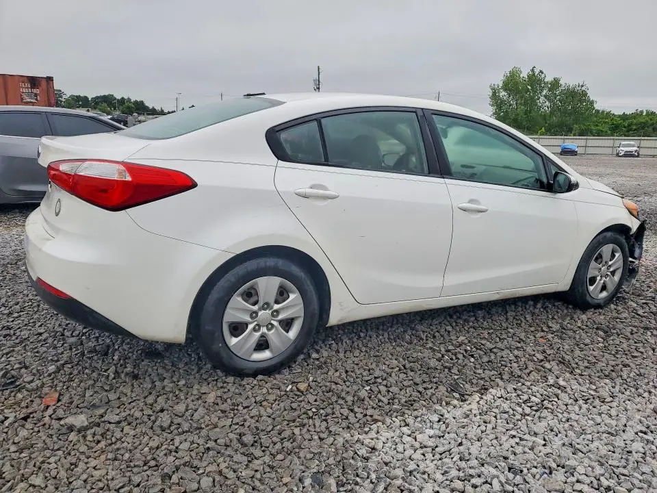 2016 KIA FORTE LX  