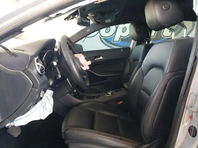 2017 MERCEDES-BENZ GLA 250  