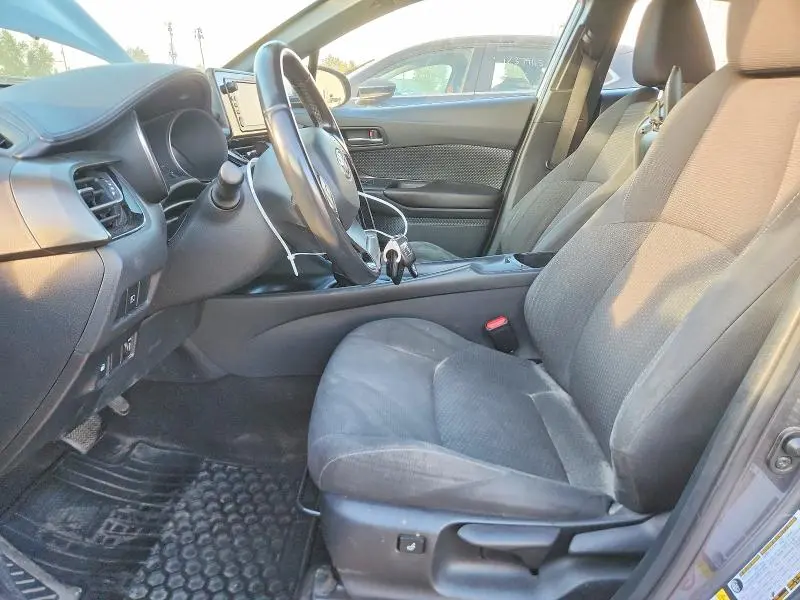 2018 TOYOTA C-HR XLE  