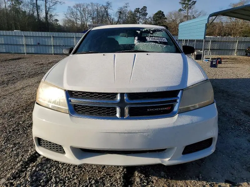 2014 DODGE AVENGER SE  