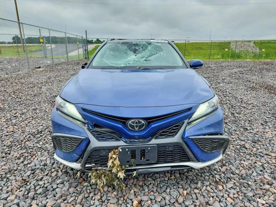 2024 TOYOTA CAMRY XSE V6  