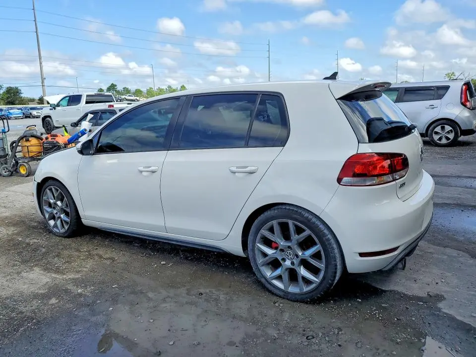 2013 VOLKSWAGEN GTI   