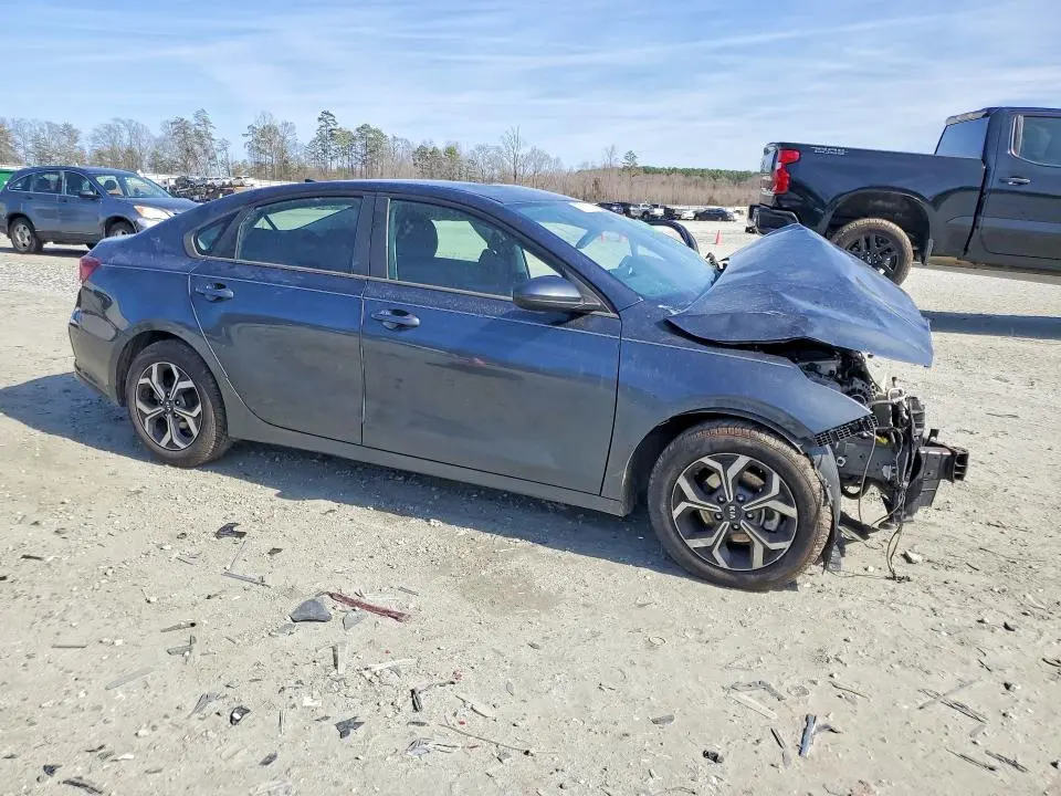 2019 KIA FORTE FE  