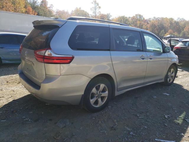 2018 TOYOTA SIENNA LE