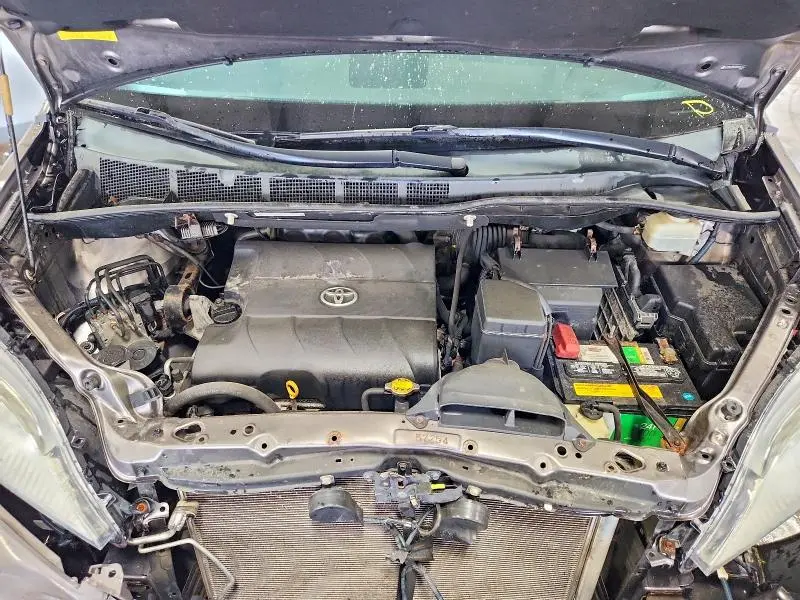 2011 TOYOTA SIENNA XLE 8-PASSENGER  
