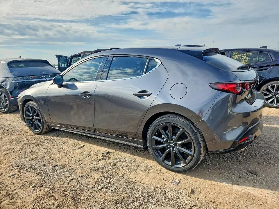 2022 MAZDA 3 PREMIUM  