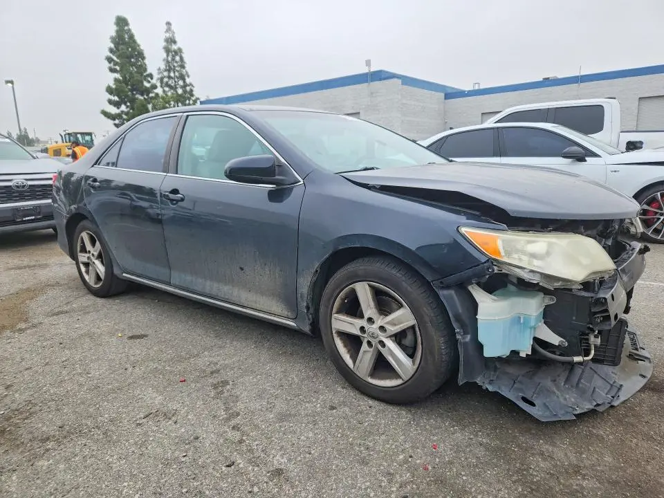 2012 TOYOTA CAMRY LE  