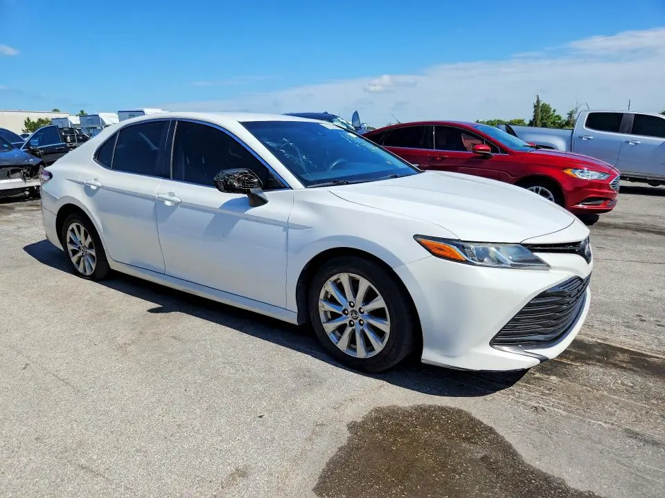 2018 TOYOTA CAMRY LE  