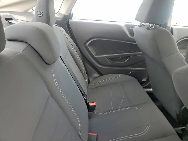 2014 FORD FIESTA SE  