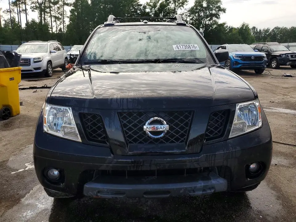 2011 NISSAN FRONTIER S  