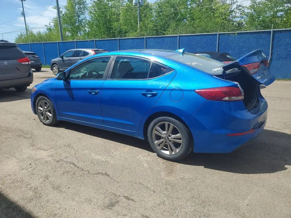 2017 HYUNDAI ELANTRA SE  