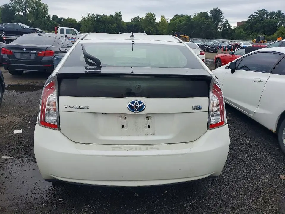 2015 TOYOTA PRIUS TWO  