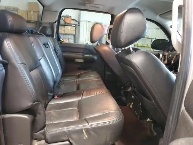 2011 CHEVROLET SILVERADO K1500 LT  