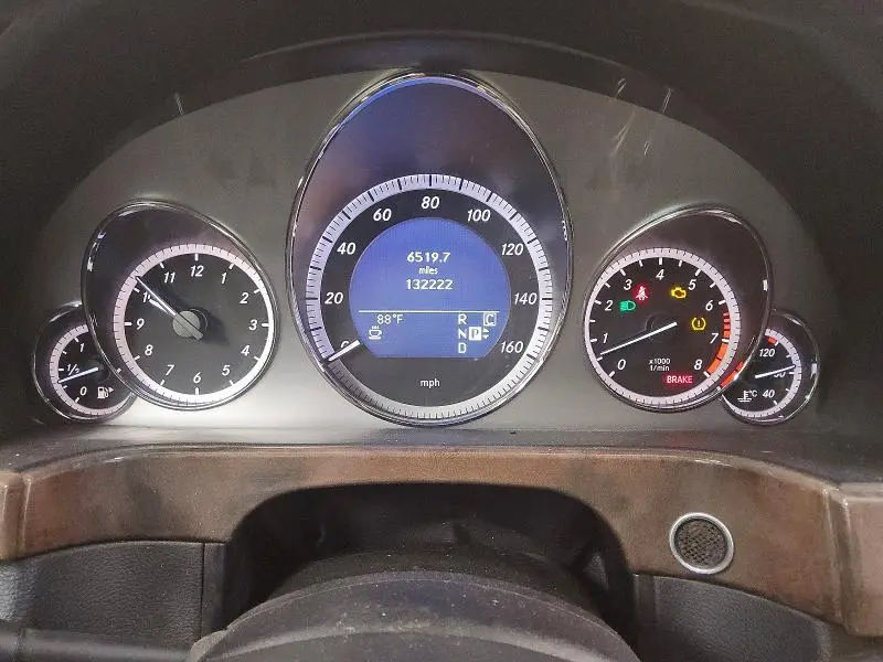 2010 MERCEDES-BENZ E 350  