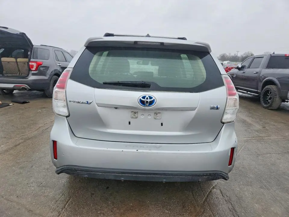 2015 TOYOTA PRIUS V   