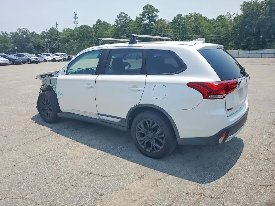 2017 MITSUBISHI OUTLANDER SE  