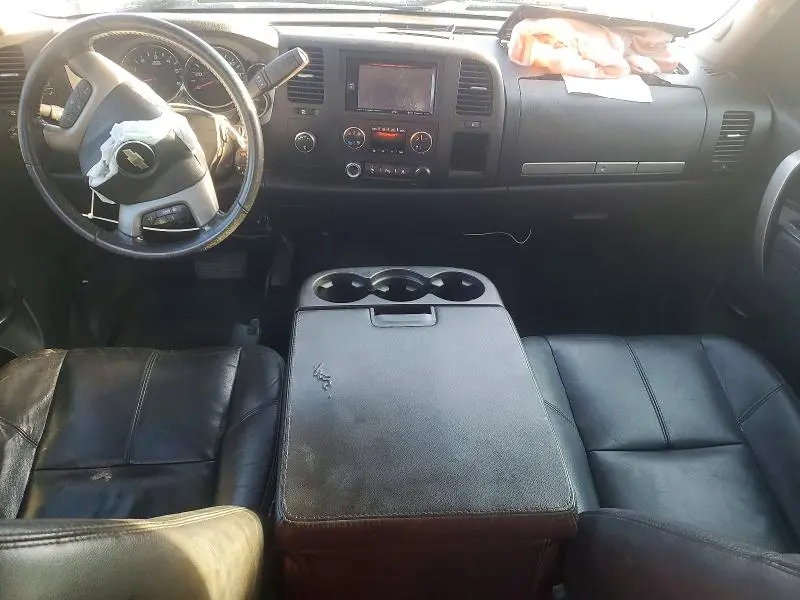 2011 CHEVROLET SILVERADO K1500 LT  