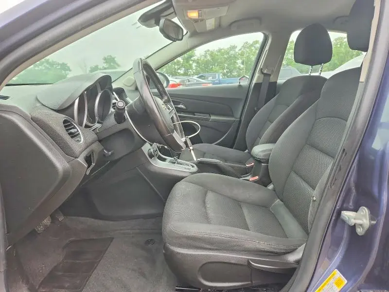 2013 CHEVROLET CRUZE LT  