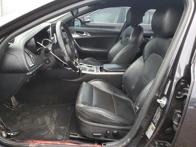 2019 KIA STINGER GT1  