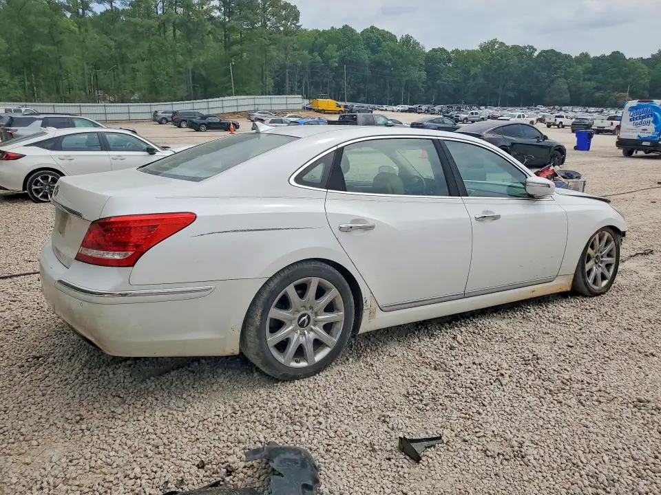2013 HYUNDAI EQUUS SIGNATURE  