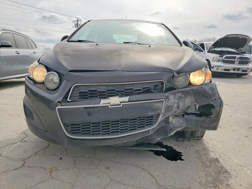 2013 CHEVROLET SONIC LT  
