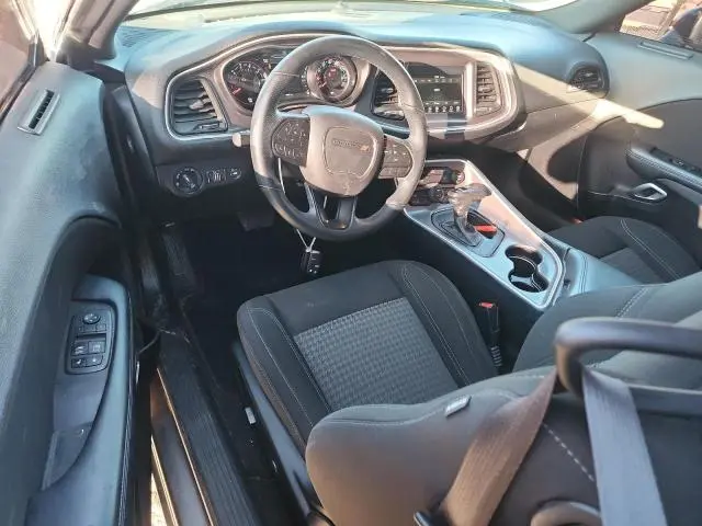 2022 DODGE CHALLENGER SXT  