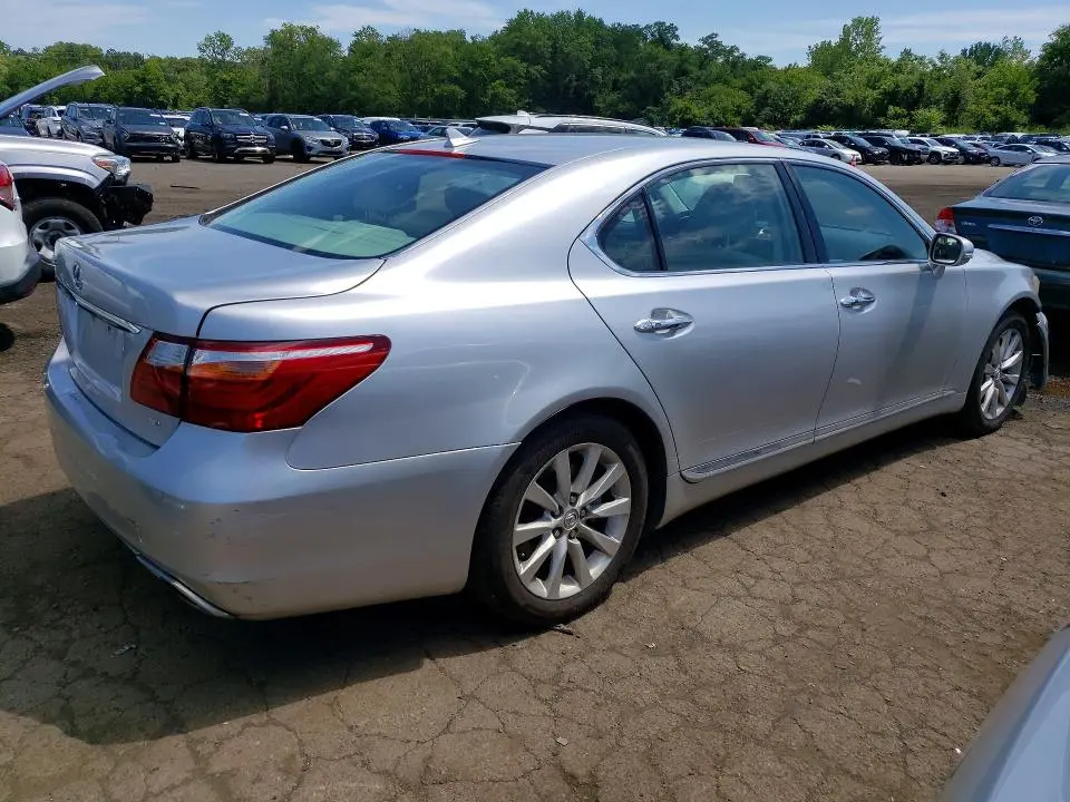 2010 LEXUS LS 460L  