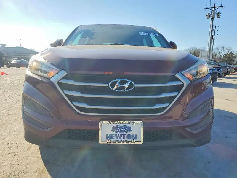 2018 HYUNDAI TUCSON SE  