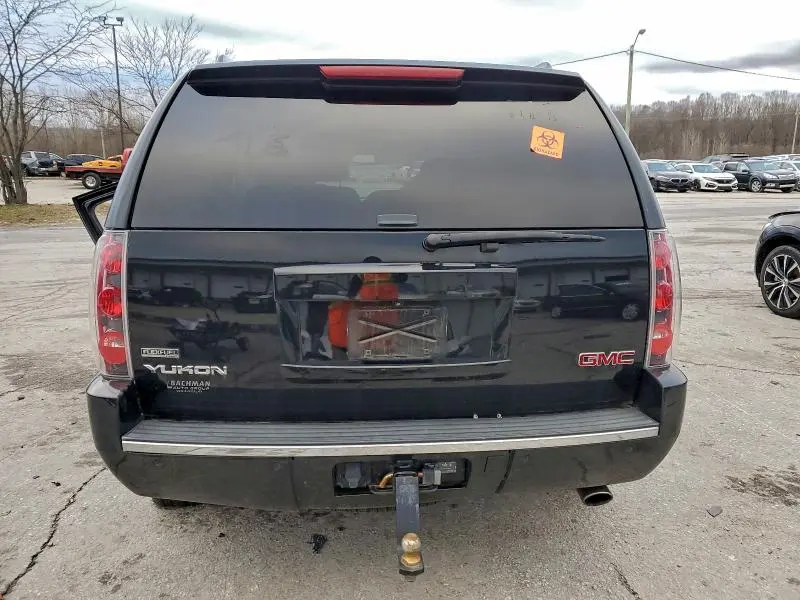 2012 GMC YUKON DENALI  
