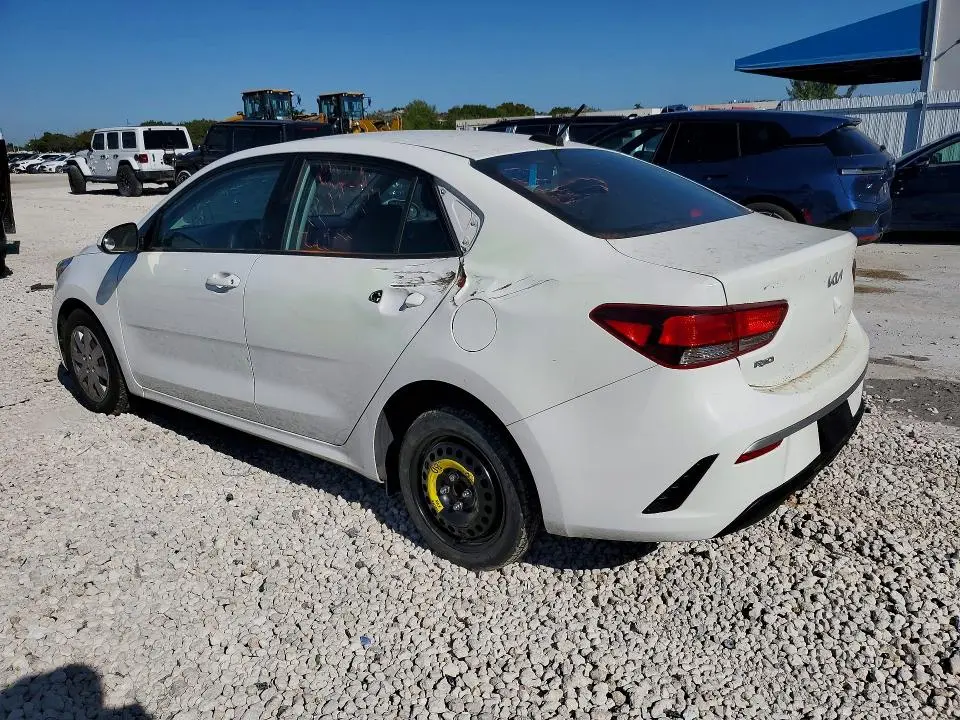 2022 KIA RIO LX  