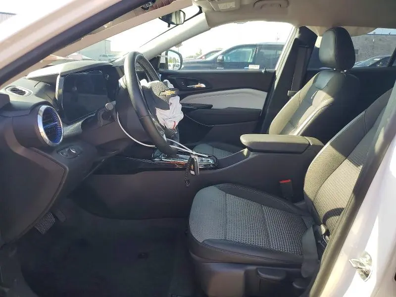 2025 CHEVROLET TRAX 1LT  