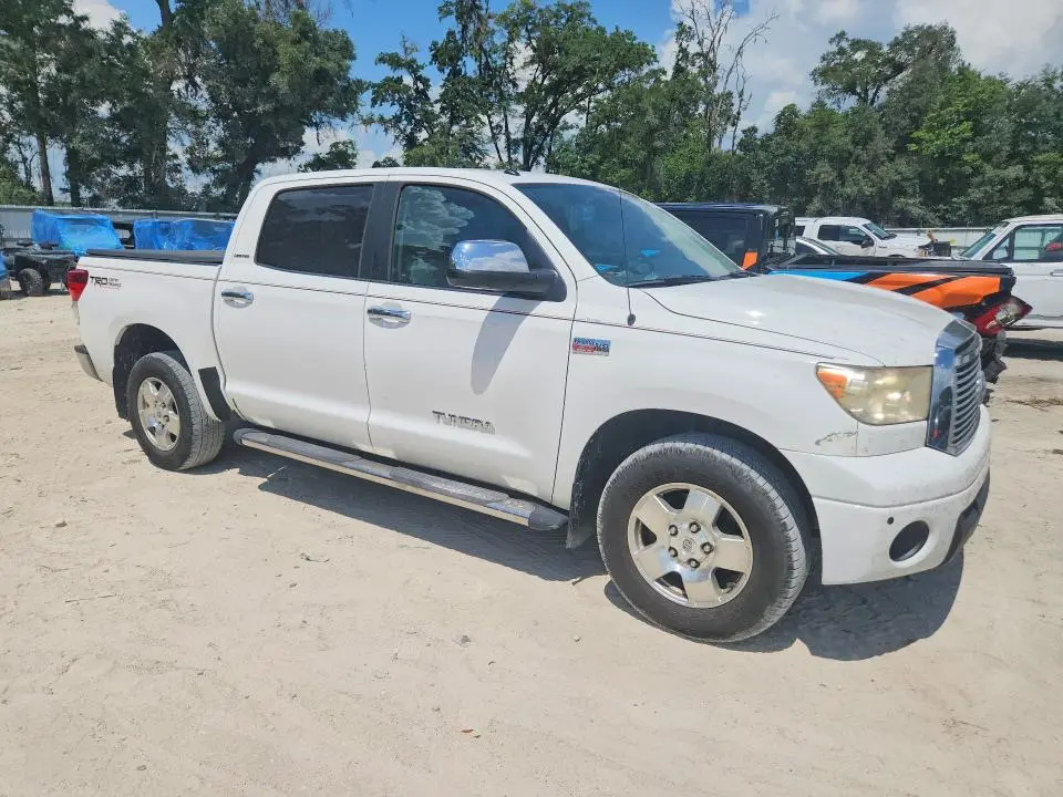 2012 TOYOTA TUNDRA CREWMAX LIMITED  
