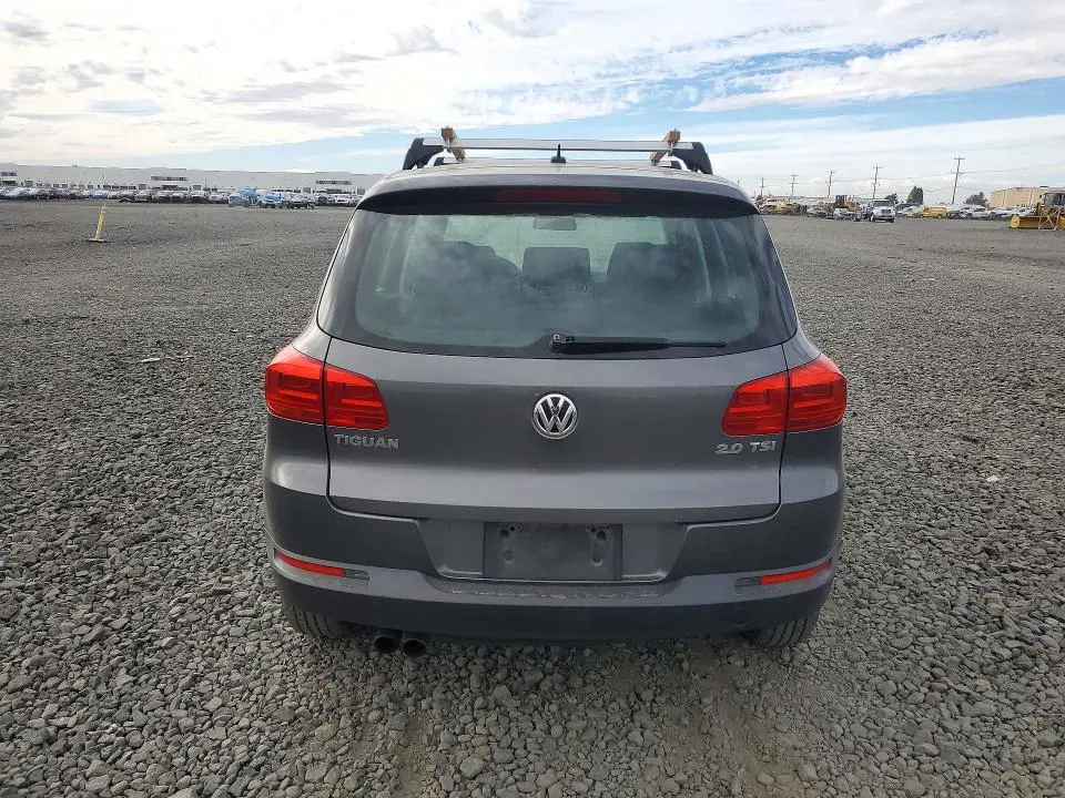 2012 VOLKSWAGEN TIGUAN S  
