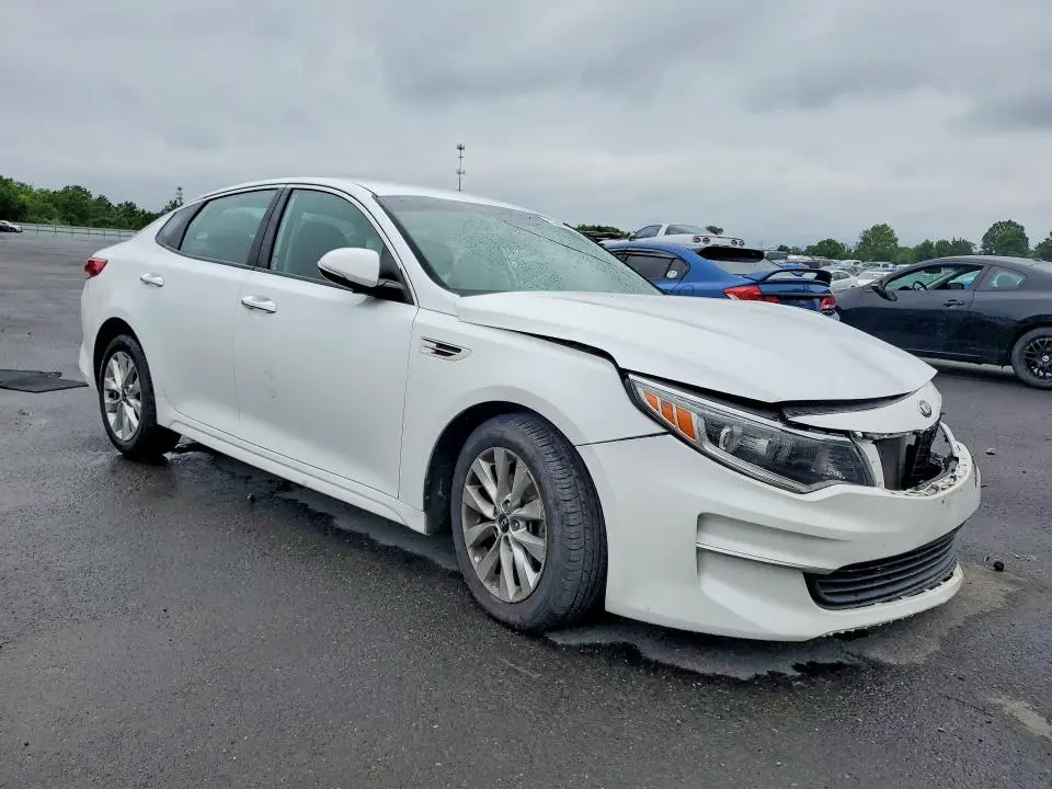 2017 KIA OPTIMA LX  