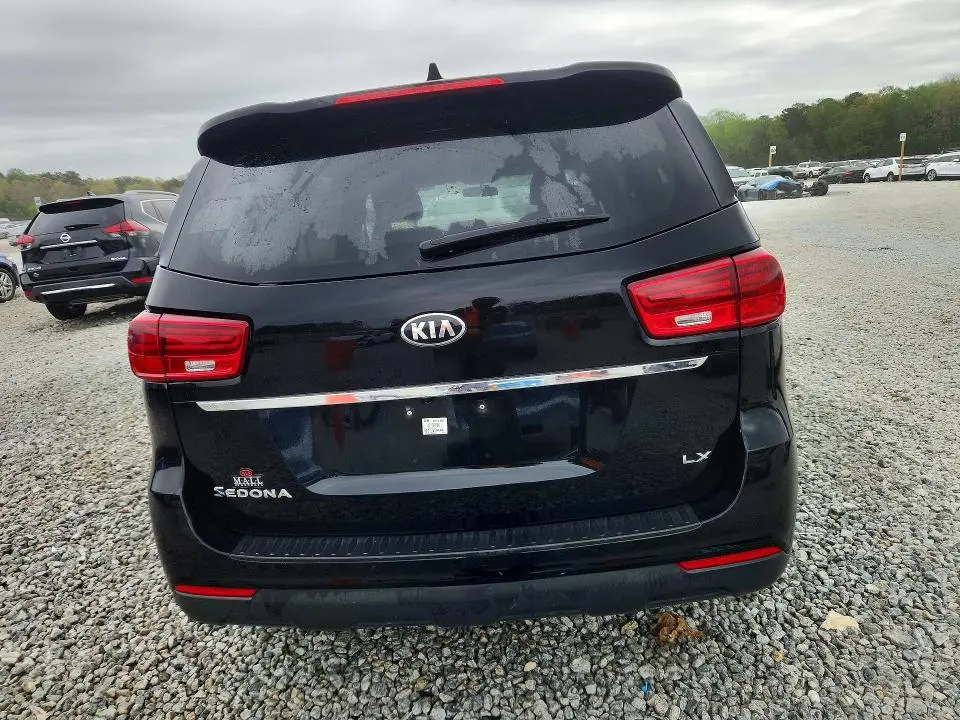 2019 KIA SEDONA LX  