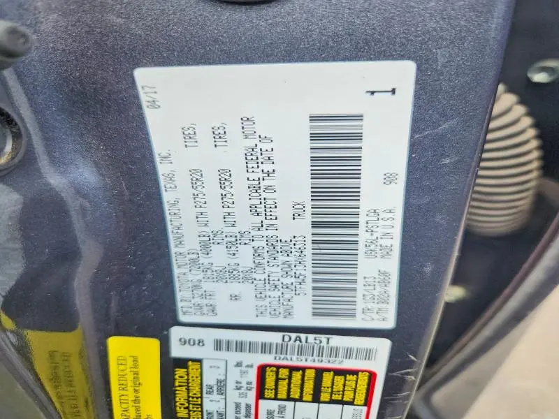 2017 TOYOTA TUNDRA CREWMAX LIMITED  