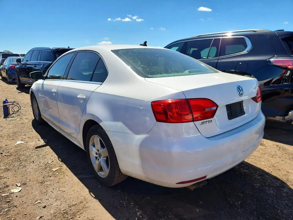 2013 VOLKSWAGEN JETTA TDI  