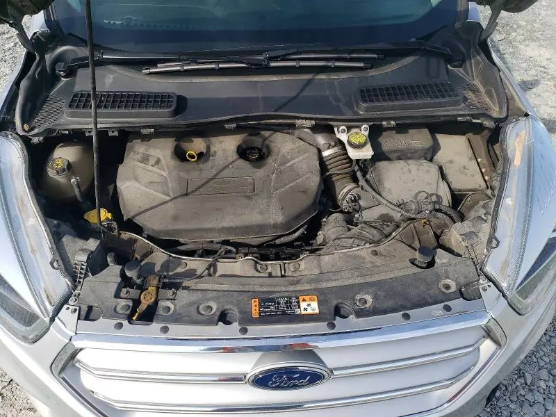 2017 FORD ESCAPE TITANIUM  