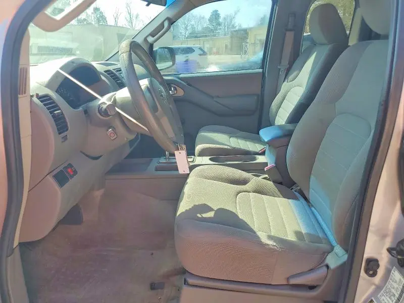 2012 NISSAN FRONTIER S  