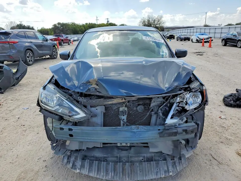 2016 NISSAN SENTRA SV  