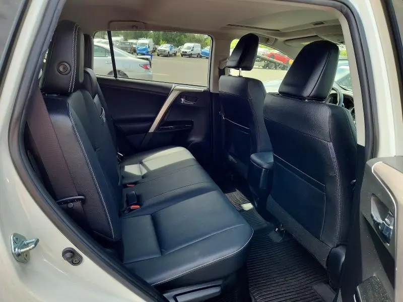 2017 TOYOTA RAV4 HV LIMITED  