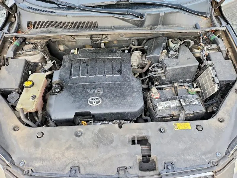 2011 TOYOTA RAV4 LIMITED  