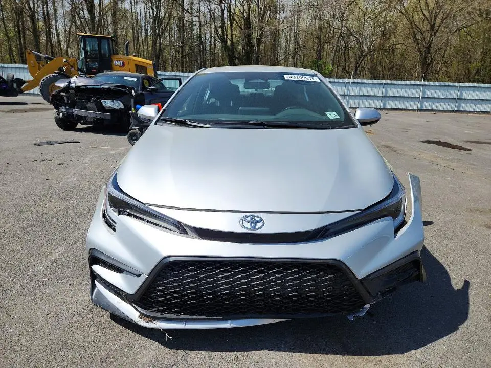 2024 TOYOTA COROLLA SE  
