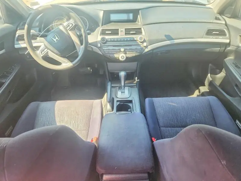 2011 HONDA ACCORD LX  
