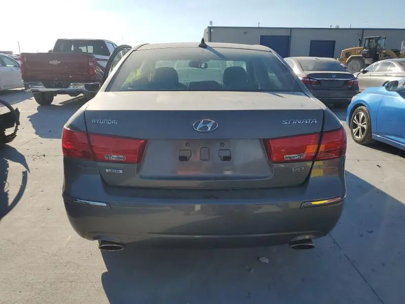 2010 HYUNDAI SONATA SE  