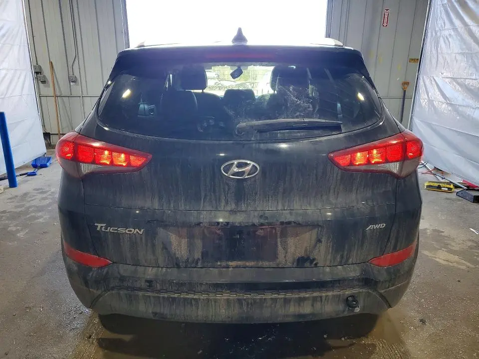 2017 HYUNDAI TUCSON SE PLUS  